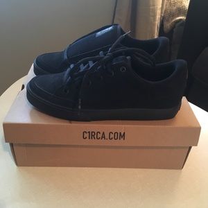 NWT C1RCA LOPEZ 50 MENS SKATE SHOES SIZE 10